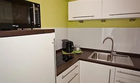 First Domizil Apartamento Colonia
